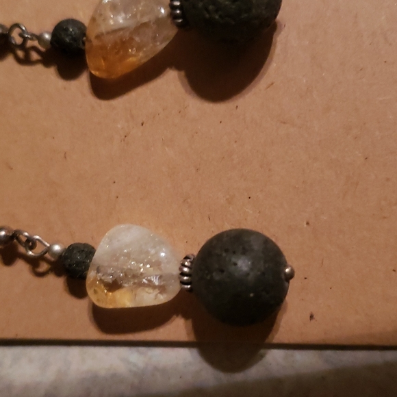 Lava and citrine earrings - Picture 3 of 3